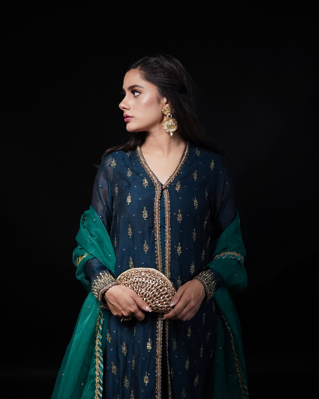 CROCHET CLUTCH - Antique Gold