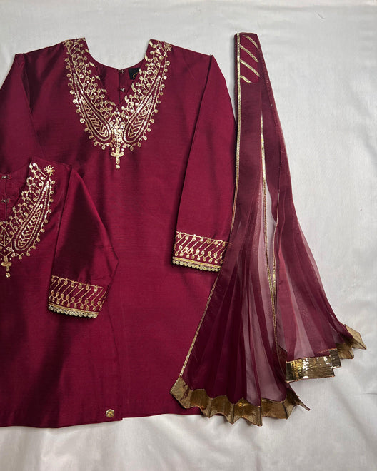 3 PIECE EMBROIDERED SUIT - Cherry