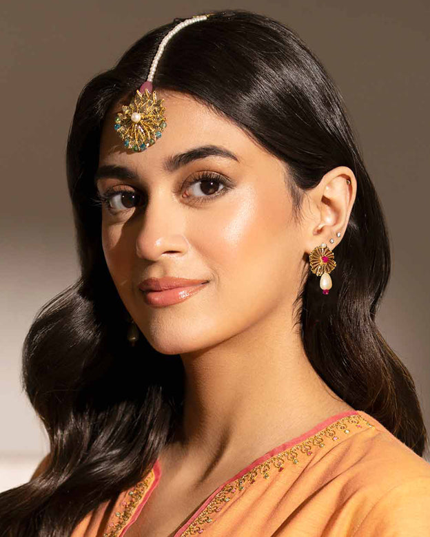 STUD EARRINGS - Multi