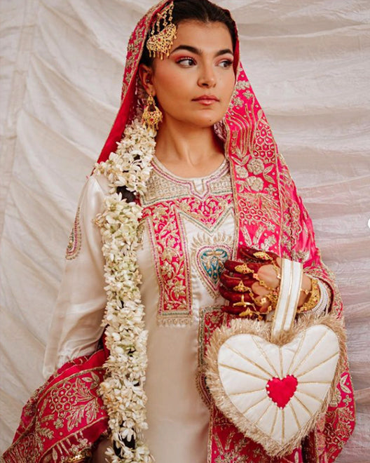 EMBELLISHED POTLI BAG - Golden/Silver