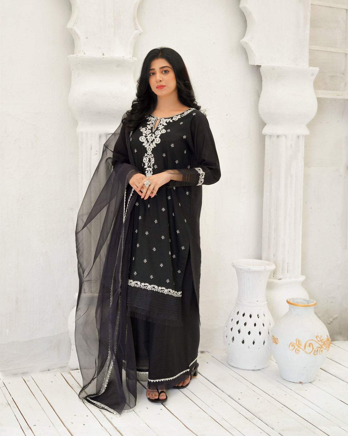 EMEBLLISHED DUPATTA - Black