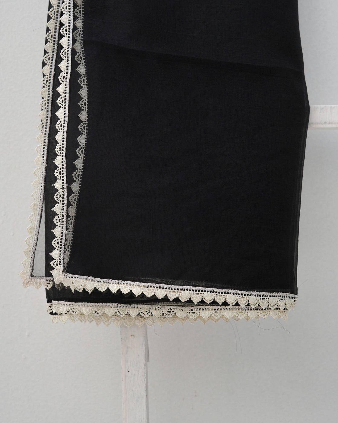 EMEBLLISHED DUPATTA - Black